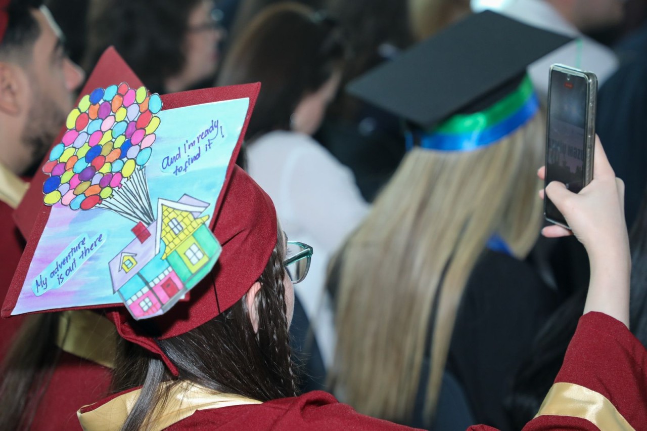 AzMİU-nun yaradılmasının 50-ci ilində təntənəli Məzun Günü - FOTOLAR